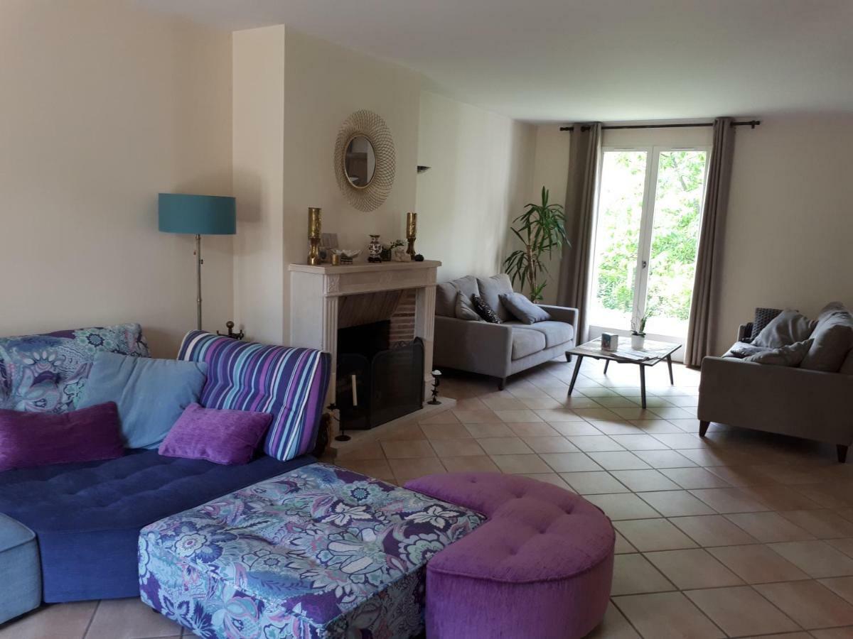 Au Chat Perche Mareil-sur-Mauldre Exterior foto