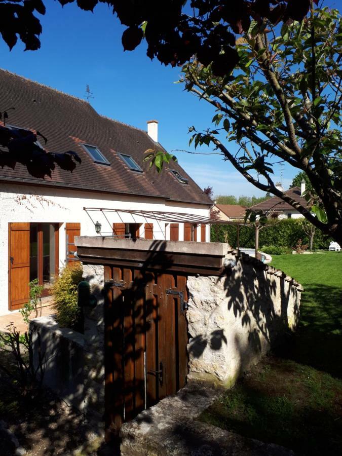 Au Chat Perche Mareil-sur-Mauldre Exterior foto