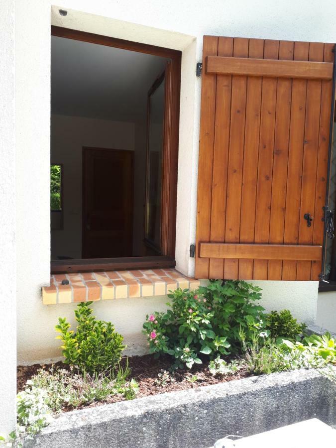 Au Chat Perche Mareil-sur-Mauldre Exterior foto