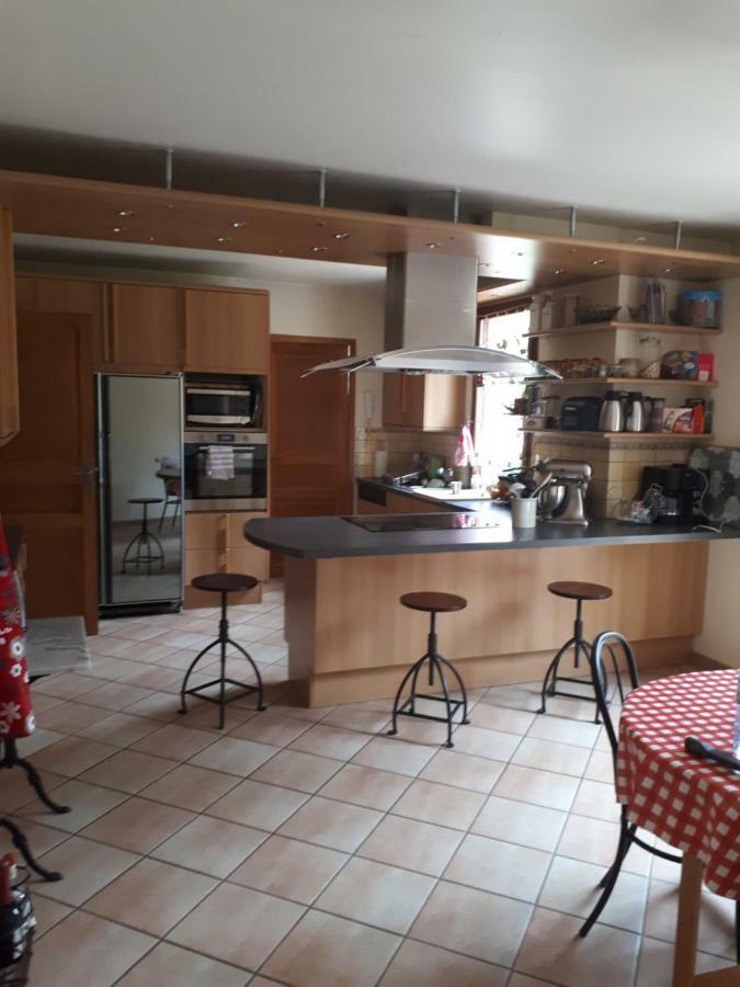 Au Chat Perche Mareil-sur-Mauldre Exterior foto